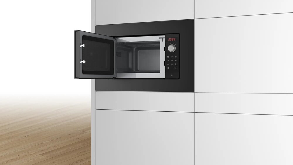 картинка Микроволновая печь встраиваемая Bosch BFL623MB3  картинка Микроволновая печь встраиваемая Bosch BFL623MB3