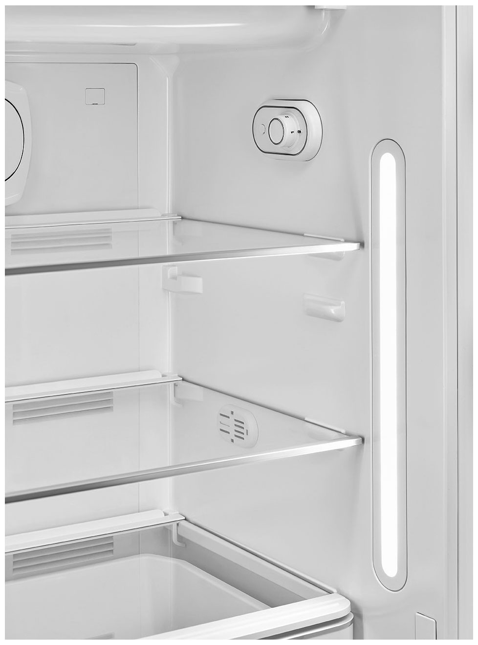 картинка Отдельностоящий холодильник Smeg FAB28LOR5 