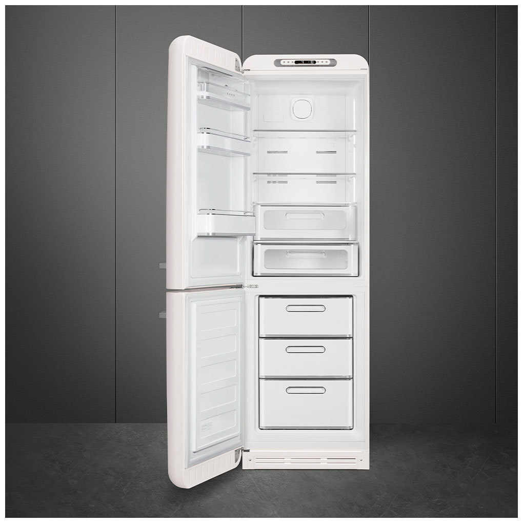 картинка Отдельностоящий холодильник Smeg FAB32LWH5  картинка Отдельностоящий холодильник Smeg FAB32LWH5