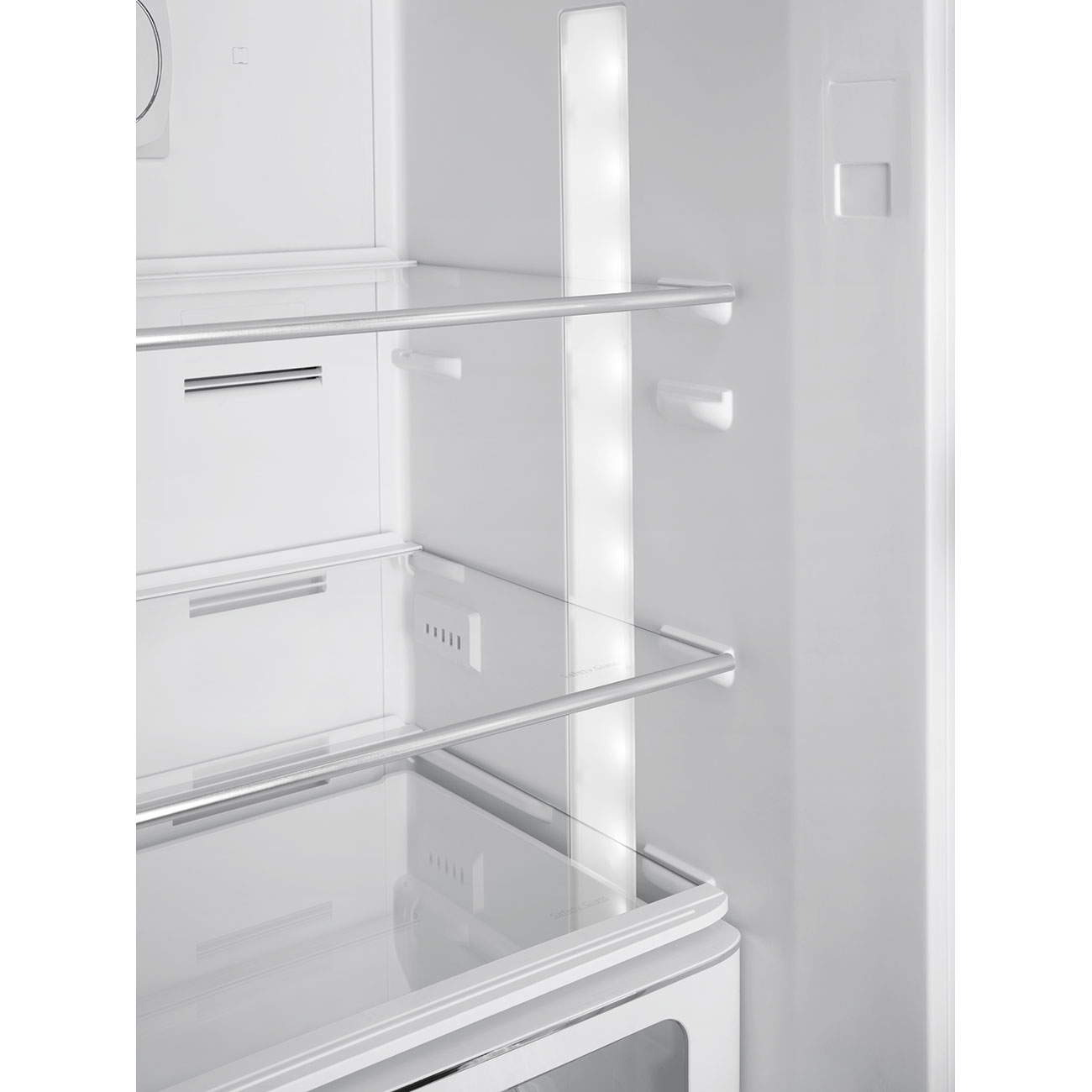 картинка Отдельностоящий холодильник Smeg FAB32RPB5  картинка Отдельностоящий холодильник Smeg FAB32RPB5