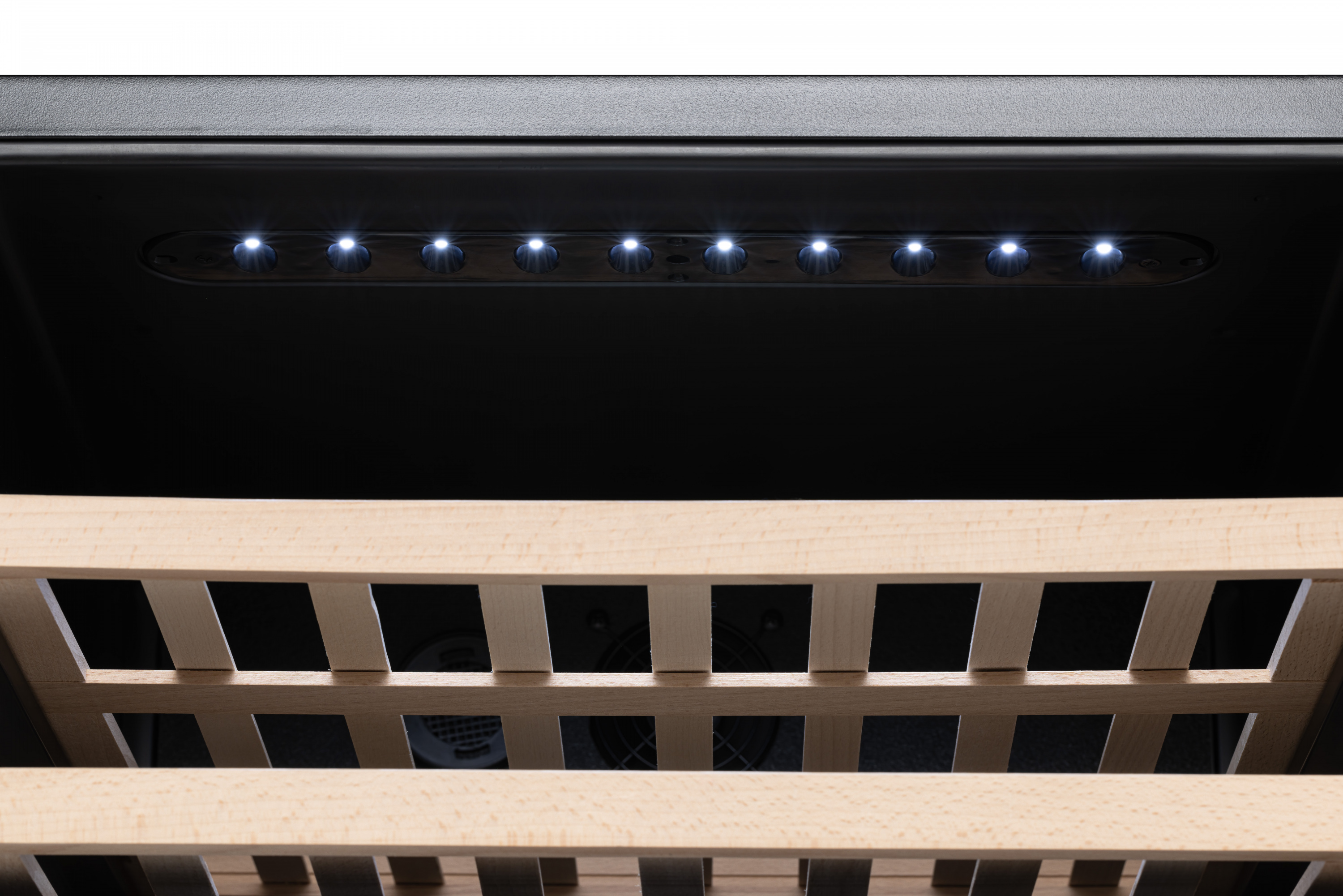 картинка Встраиваемый винный шкаф Vard WCI6DS 