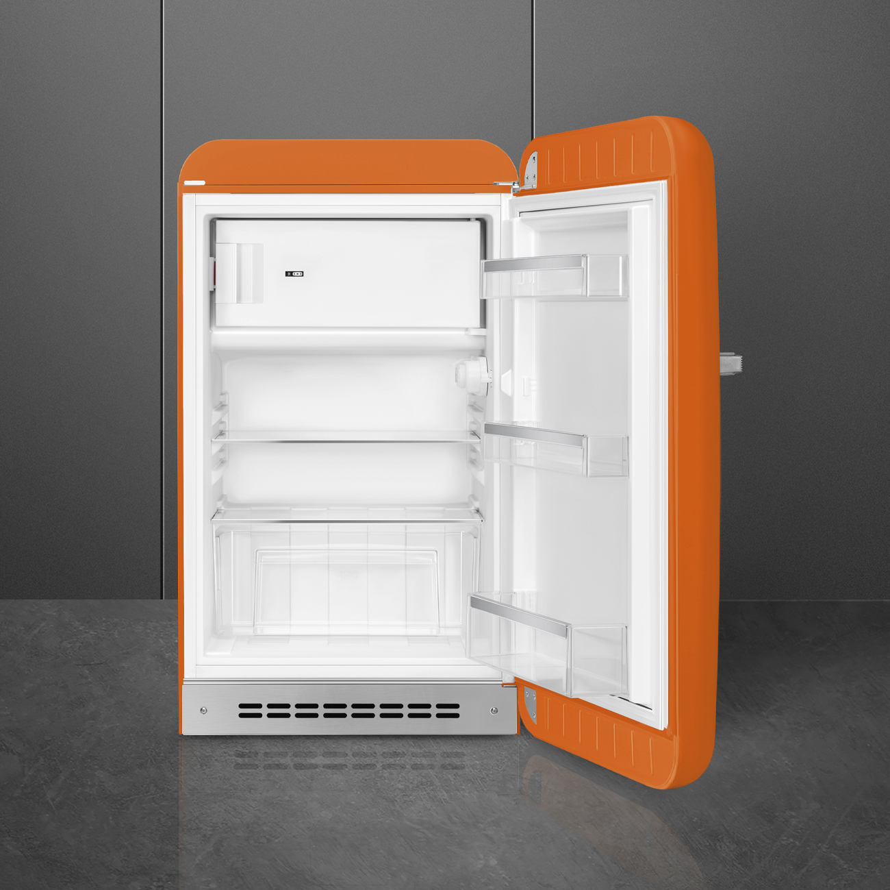 картинка Отдельностоящий холодильник Smeg FAB10ROR6 оранжевый  картинка Отдельностоящий холодильник Smeg FAB10ROR6 оранжевый