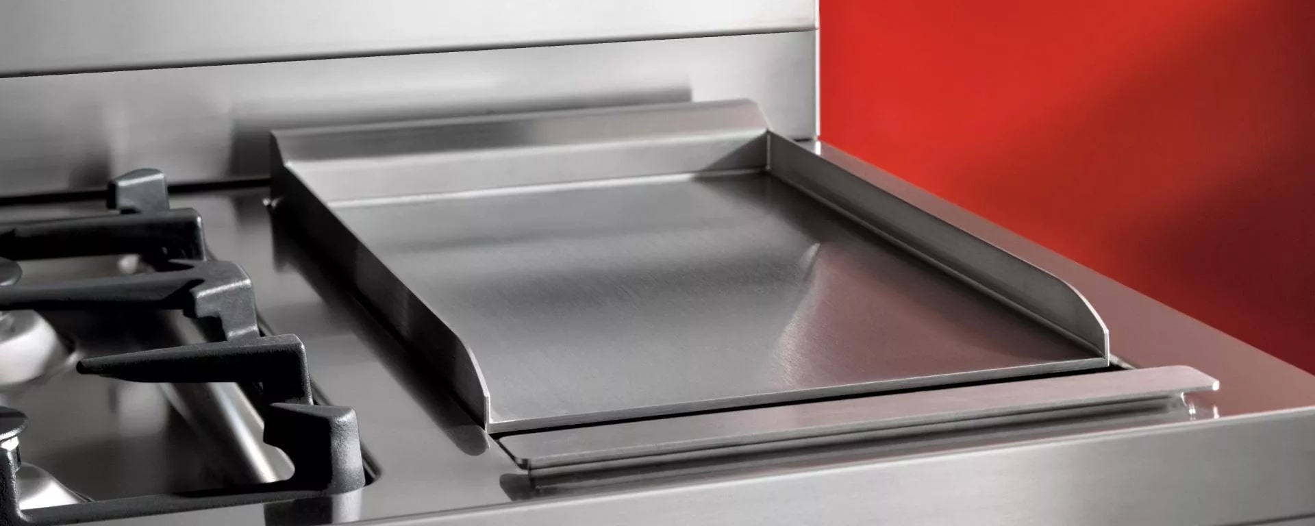 картинка Комбинированная кухонная плита Bertazzoni HER126G2EAVT слоновая кость  картинка Комбинированная кухонная плита Bertazzoni HER126G2EAVT слоновая кость