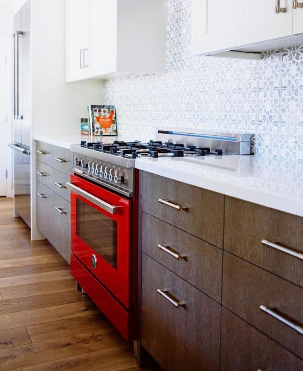 картинка Комбинированная кухонная плита Bertazzoni PRO96L1EROT красная  картинка Комбинированная кухонная плита Bertazzoni PRO96L1EROT красная
