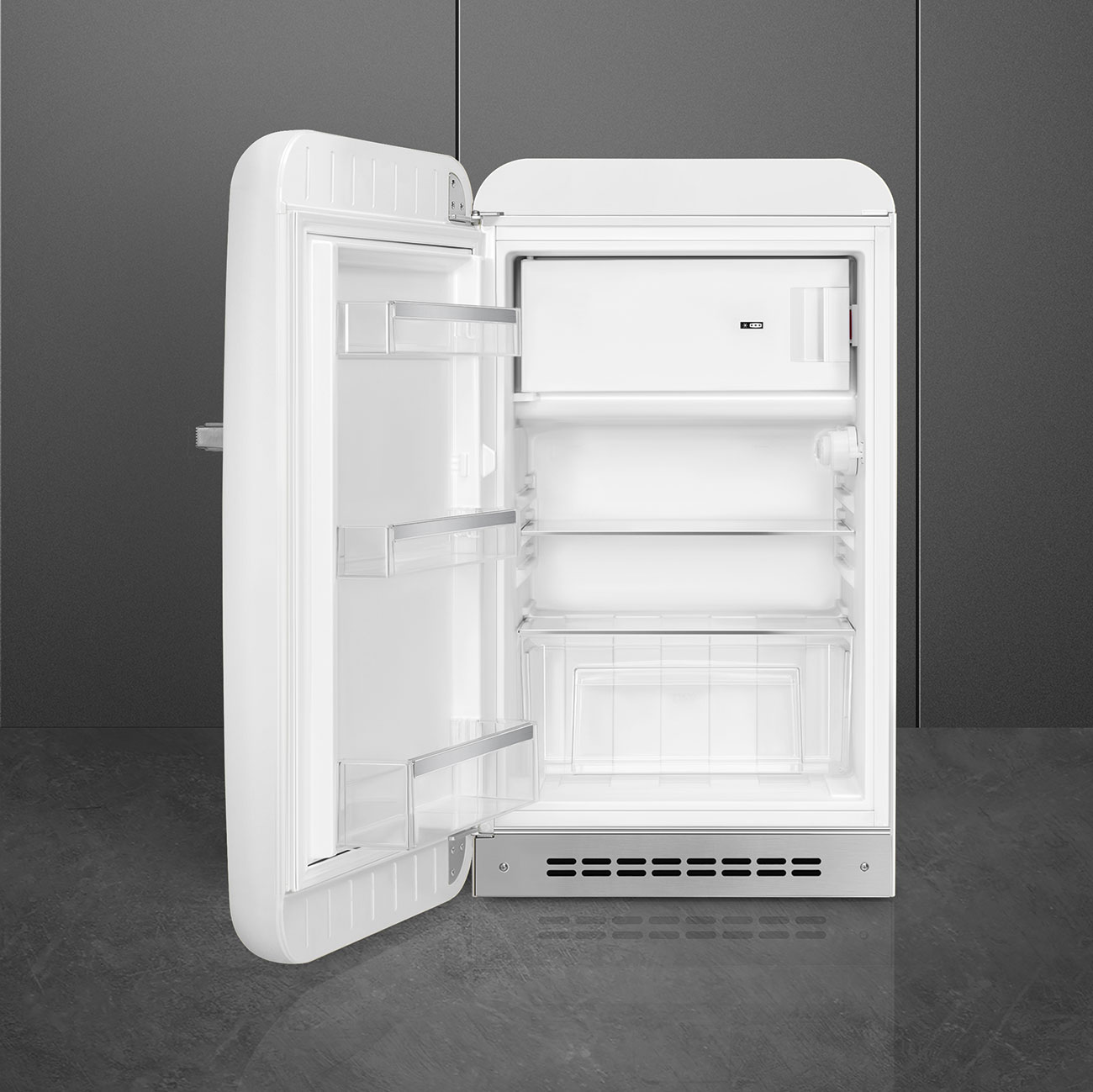 картинка Отдельностоящий холодильник Smeg FAB10LWH6  картинка Отдельностоящий холодильник Smeg FAB10LWH6