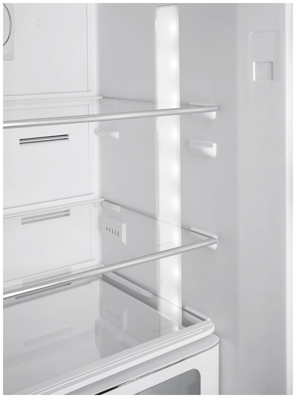картинка Отдельностоящий холодильник Smeg FAB32ROR5  картинка Отдельностоящий холодильник Smeg FAB32ROR5
