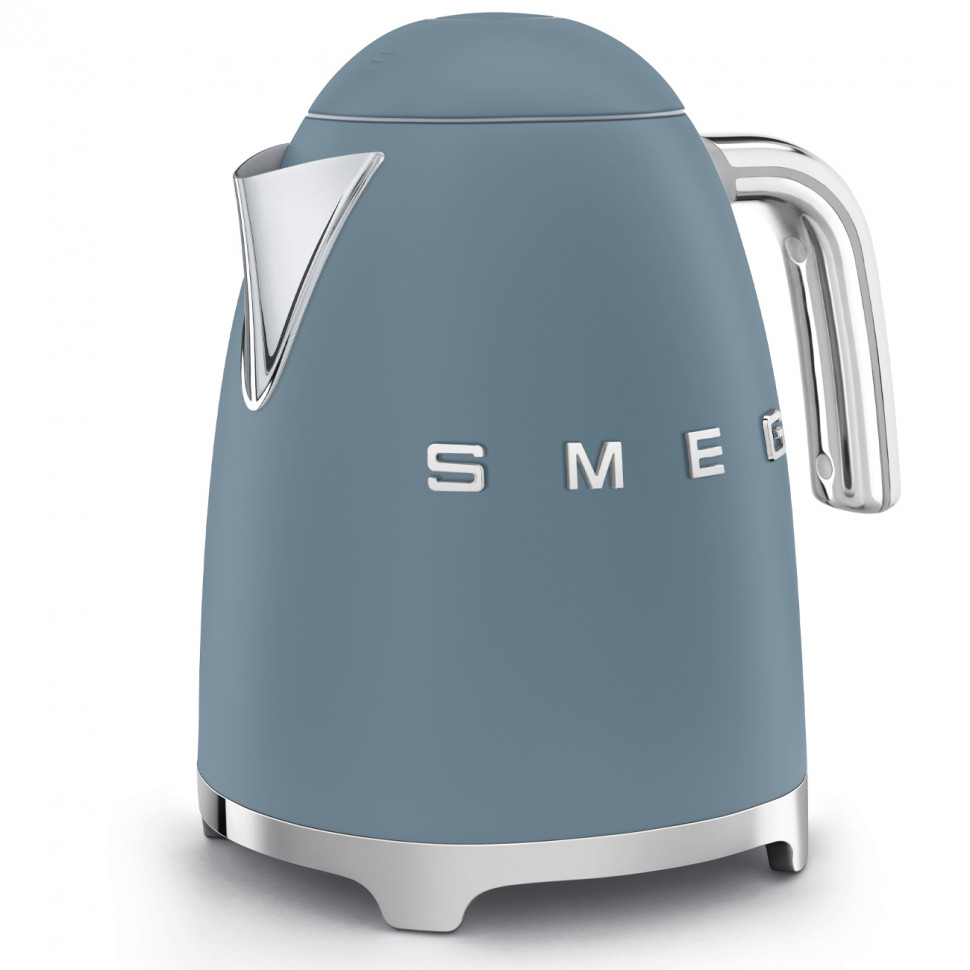 картинка Чайник Smeg KLF03SBMEU синий шторм матовый 