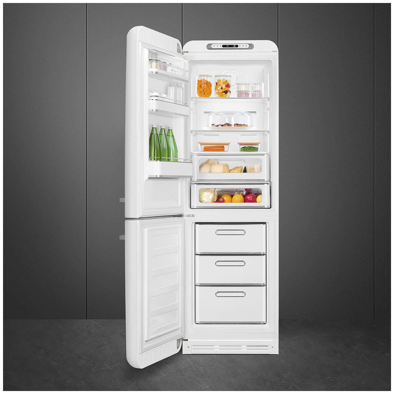 картинка Отдельностоящий холодильник Smeg FAB32LWH5  картинка Отдельностоящий холодильник Smeg FAB32LWH5