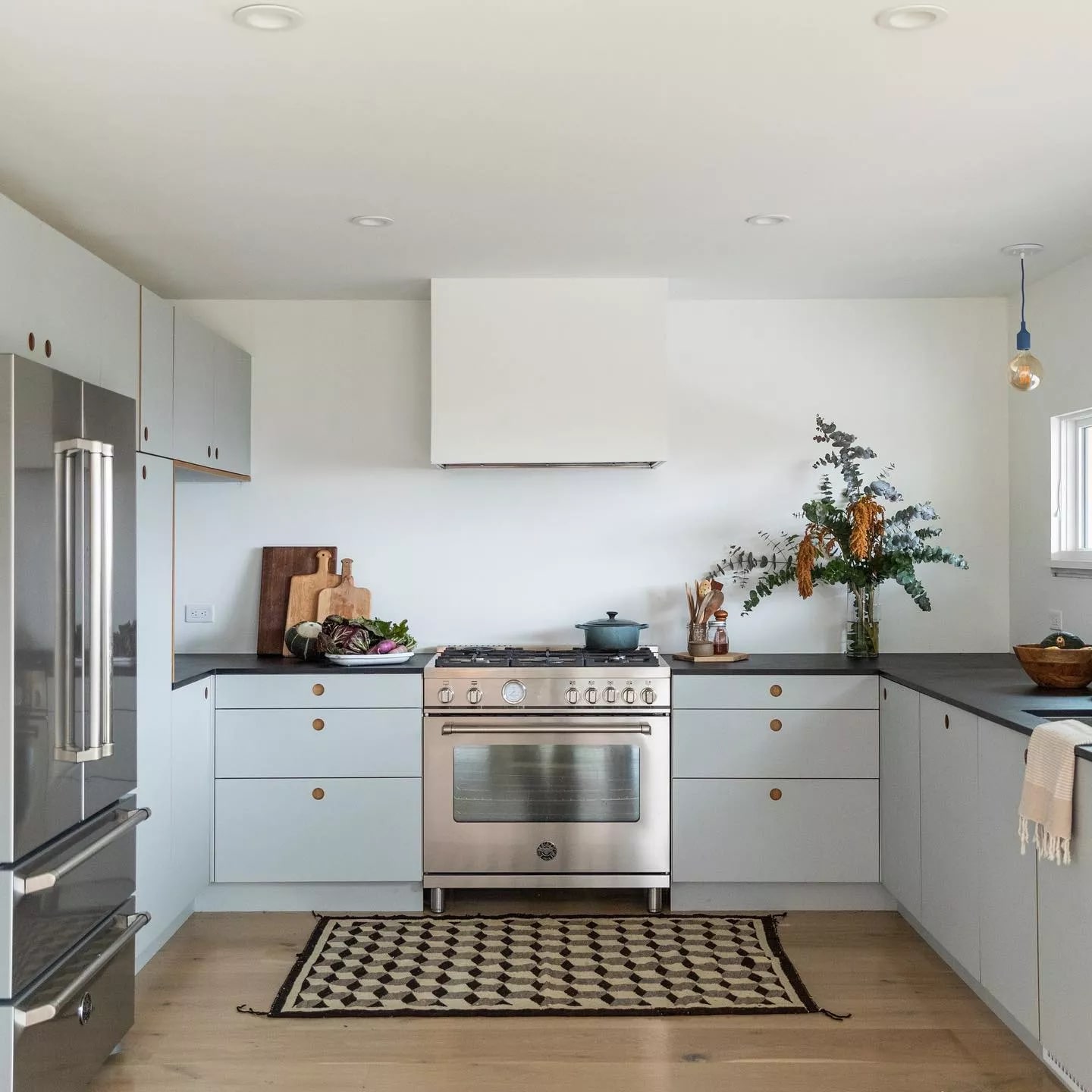 картинка Комбинированная кухонная плита Bertazzoni MAS96L1EXT нержавеющая сталь  картинка Комбинированная кухонная плита Bertazzoni MAS96L1EXT нержавеющая сталь