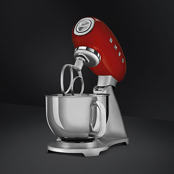 картинка Миксер планетарный Smeg SMF02RDEU  картинка Миксер планетарный Smeg SMF02RDEU