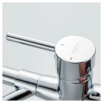 картинка Смеситель Ledeme L4855-2 хром/черный шланг 