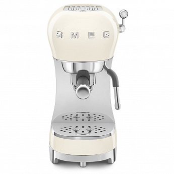 картинка Кофеварка Smeg ECF02CREU  картинка Кофеварка Smeg ECF02CREU