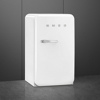 картинка Отдельностоящий холодильник Smeg FAB10RWH6  картинка Отдельностоящий холодильник Smeg FAB10RWH6