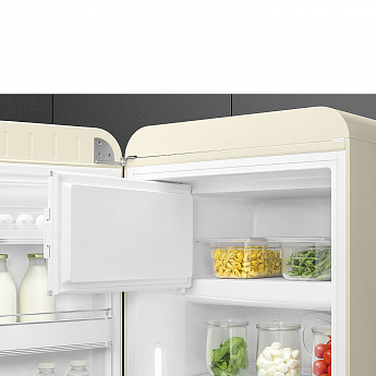 картинка Отдельностоящий холодильник Smeg FAB28LCR5 
