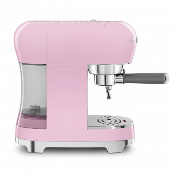 картинка Кофемашина Smeg ECF02PKEU  картинка Кофемашина Smeg ECF02PKEU