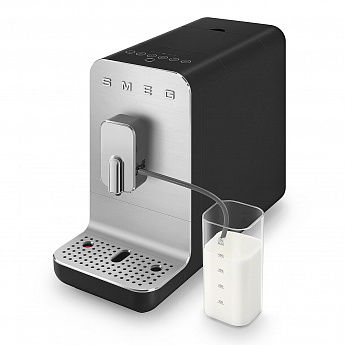 картинка Кофемашина Smeg BCC13BLMEU  картинка Кофемашина Smeg BCC13BLMEU