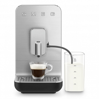 картинка Кофемашина Smeg BCC13BLMEU  картинка Кофемашина Smeg BCC13BLMEU