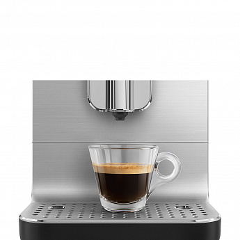 картинка Кофемашина Smeg BCC13BLMEU  картинка Кофемашина Smeg BCC13BLMEU