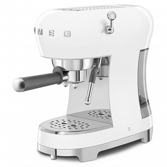 картинка Кофеварка Smeg ECF02WHEU  картинка Кофеварка Smeg ECF02WHEU