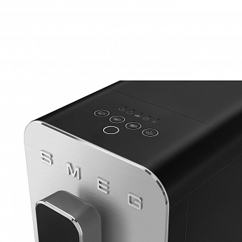 картинка Кофемашина Smeg BCC12BLMEU  картинка Кофемашина Smeg BCC12BLMEU